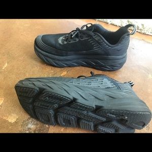 Hoka One One Bondi 6 all black